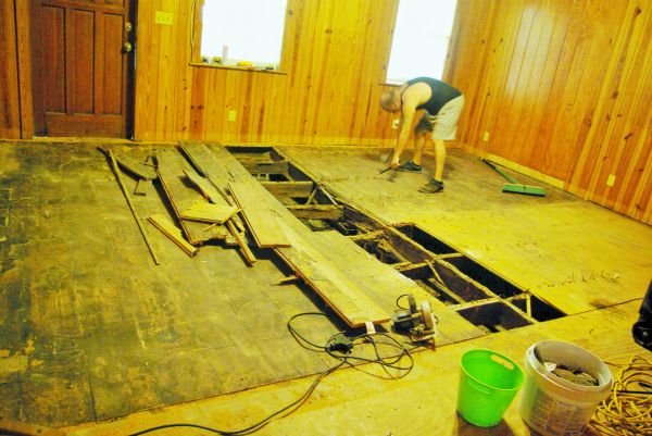 Subfloor Demolition in Allentown